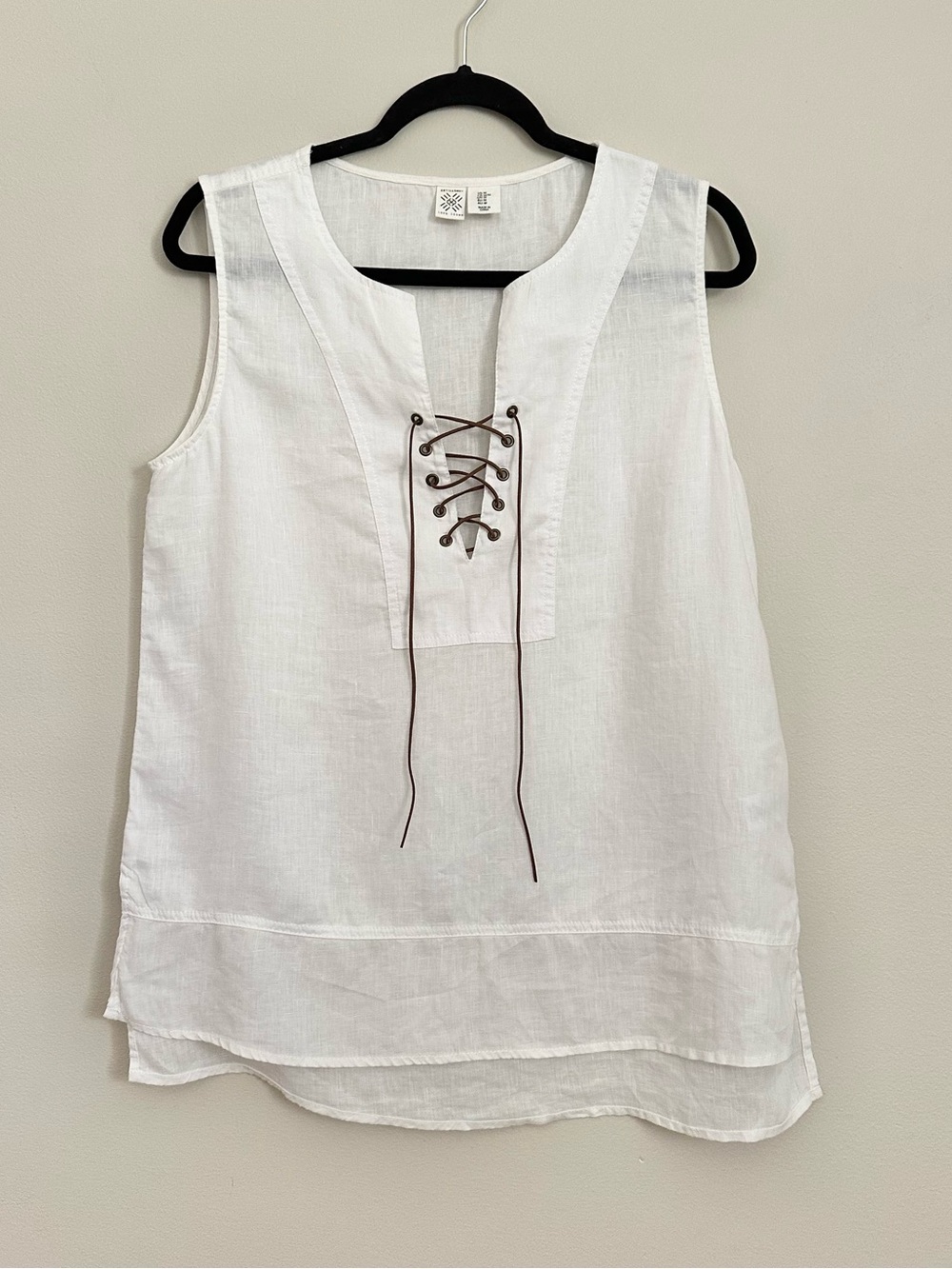 White Linen Top Womens M Sleeveless Lace Up Front Boho Minimalist Airy Summer